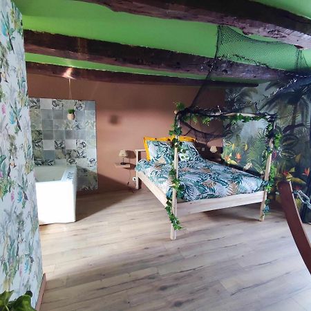 L'Evasion Jungle Apartment Saint-Pierre-de-Plesguen Ngoại thất bức ảnh