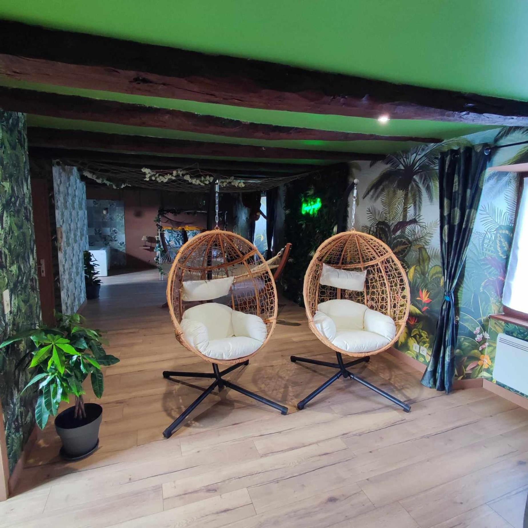 L'Evasion Jungle Apartment Saint-Pierre-de-Plesguen Ngoại thất bức ảnh