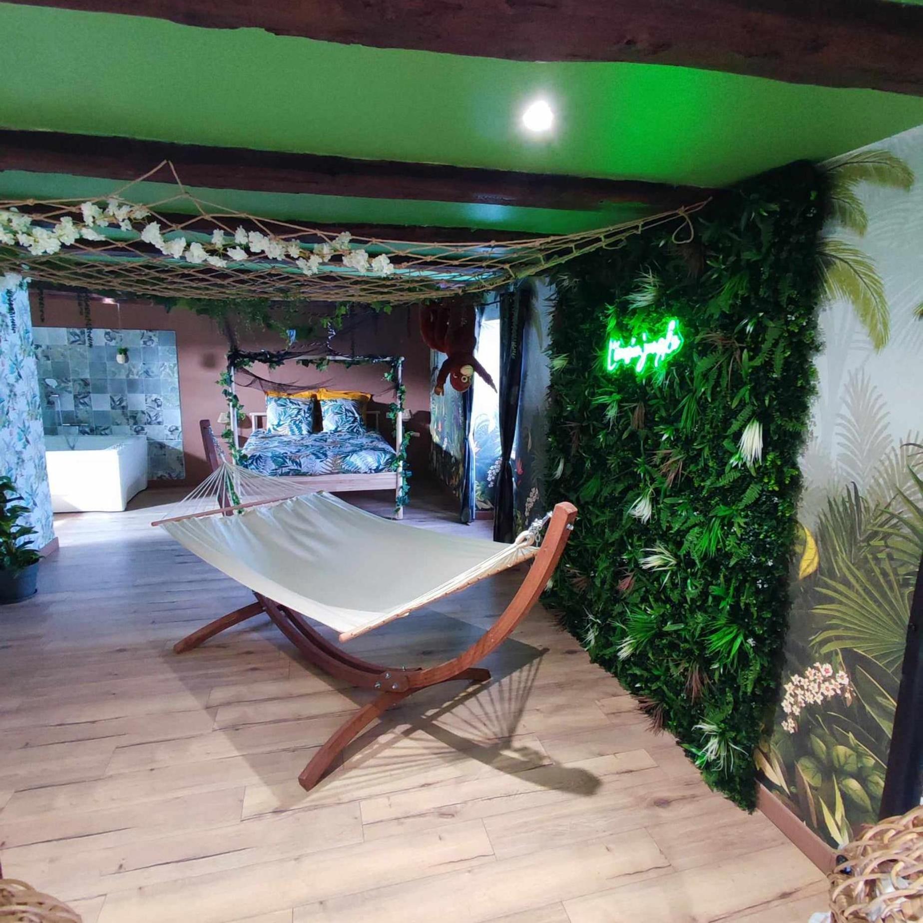 L'Evasion Jungle Apartment Saint-Pierre-de-Plesguen Ngoại thất bức ảnh