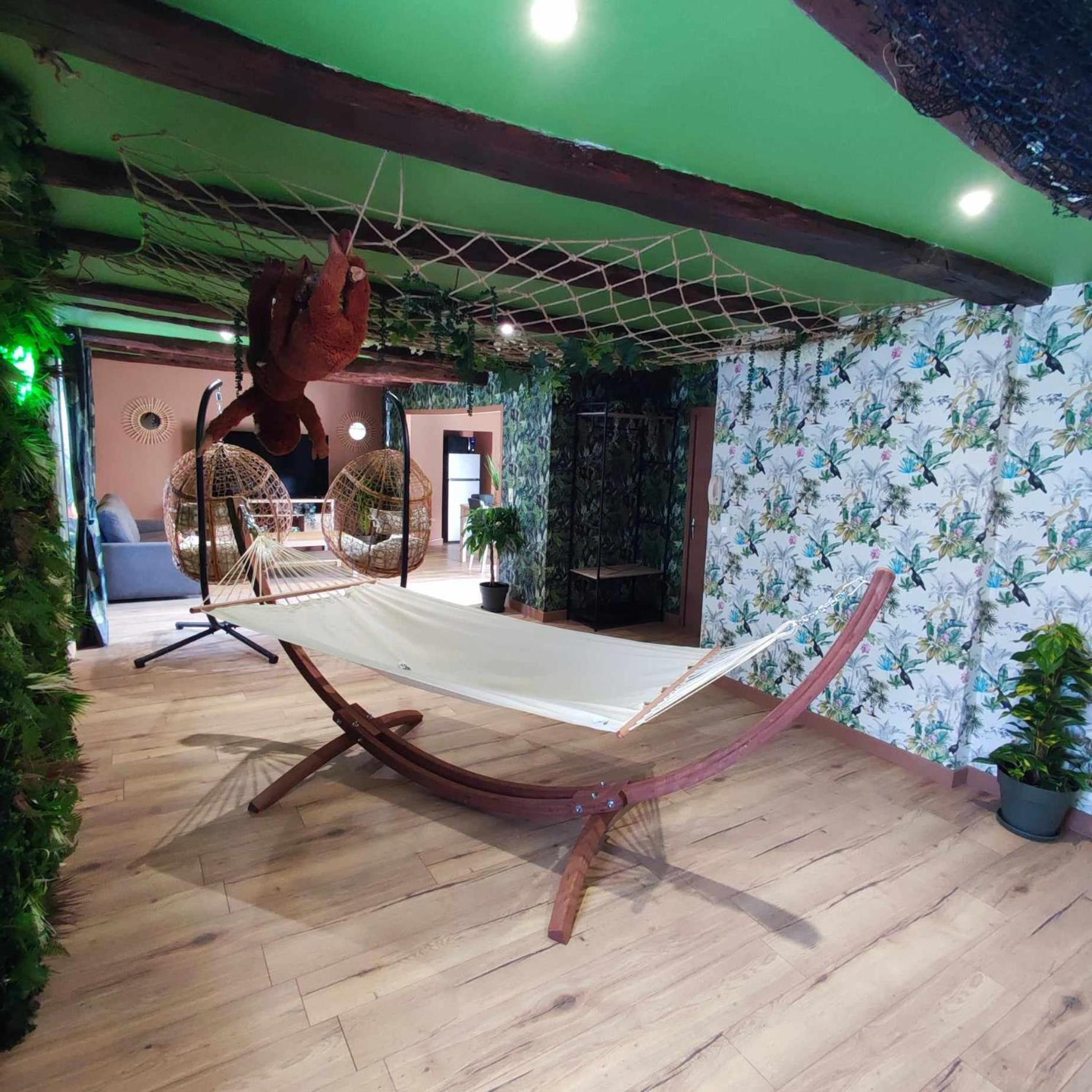L'Evasion Jungle Apartment Saint-Pierre-de-Plesguen Ngoại thất bức ảnh